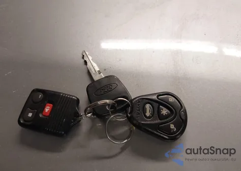 1999 Ford Expedition Xlt from USA, damaged, VIN 1FMRU1863XLB60517